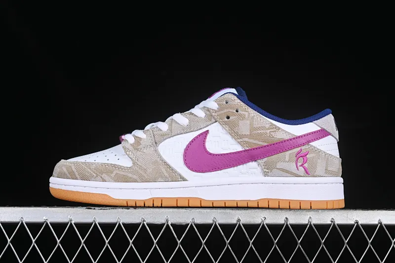 All categories Nk SB Dunk series Nk SB Dunk Low low-top sneakers N version Rayssa Leal x Nk SB Dunk Low Brazilian skateboarding goddess joint model SB low-top casual sneakers FZ5251-001